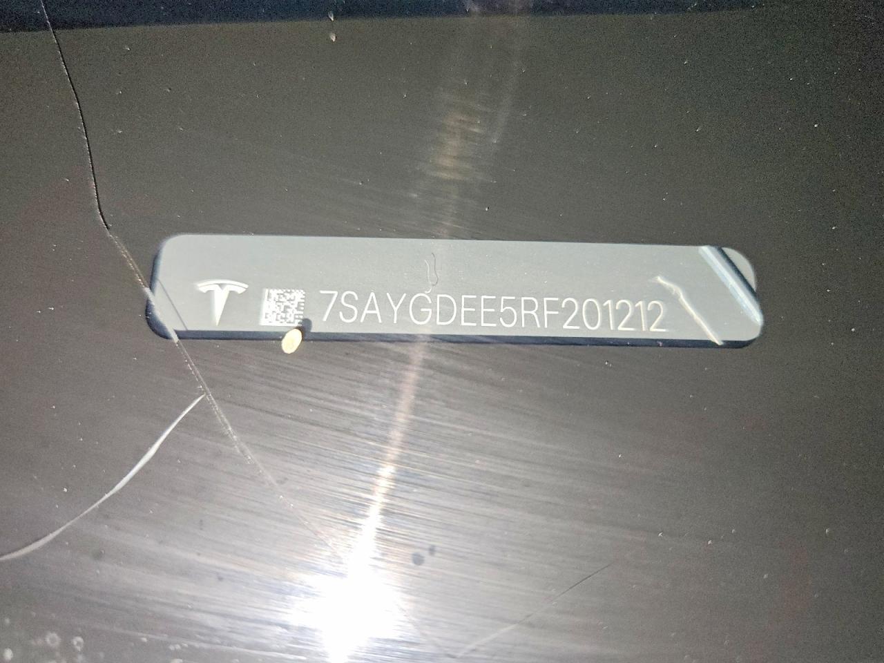 2024 Tesla Model Y - zdjęcie 12