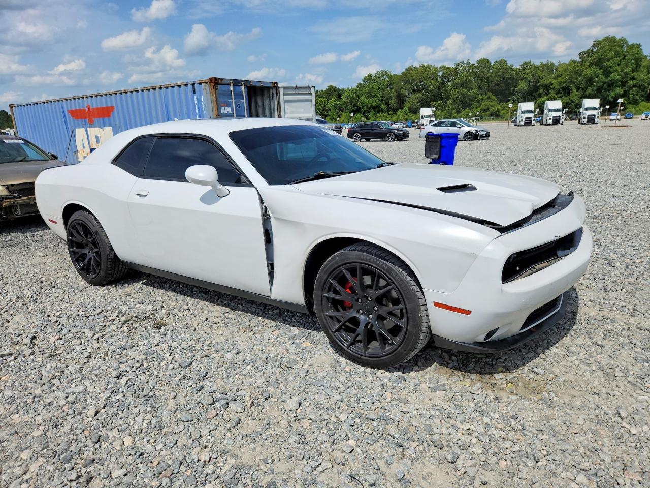 2016 Dodge Challenger Sxt - zdjęcie 4