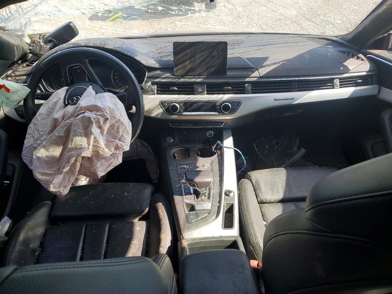2019 Audi A4 Premium - zdjęcie 8