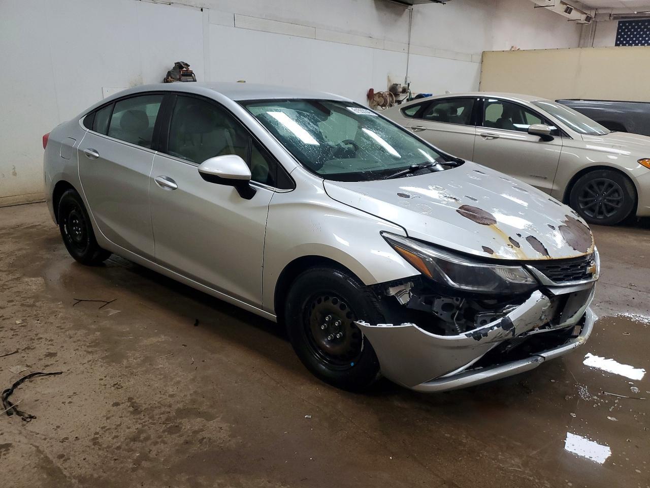 2018 Chevrolet Cruze Lt - zdjęcie 4