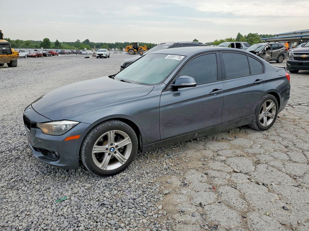 2013 BMW 328 I - zdjęcie główne