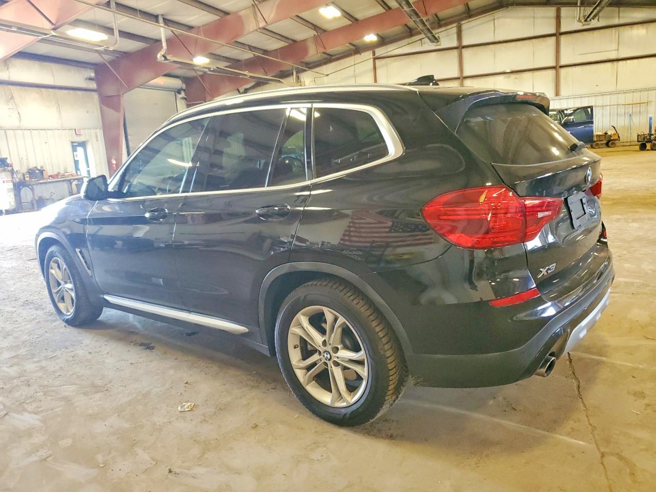2019 BMW X3 xDrive30I - zdjęcie 2
