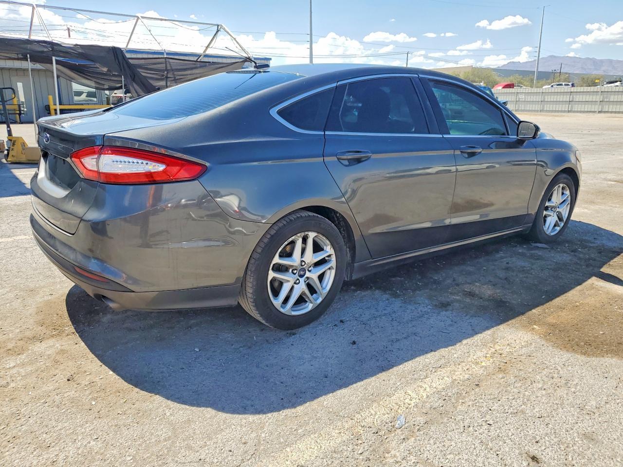 2016 Ford Fusion Se - zdjęcie 3