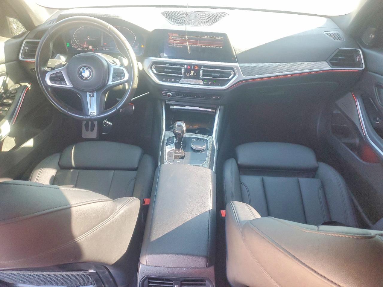 2020 BMW 330I - zdjęcie 8