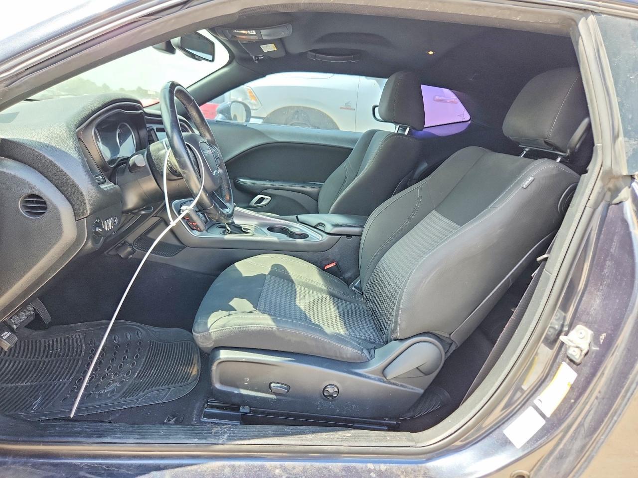 2016 Dodge Challenger Sxt - zdjęcie 7