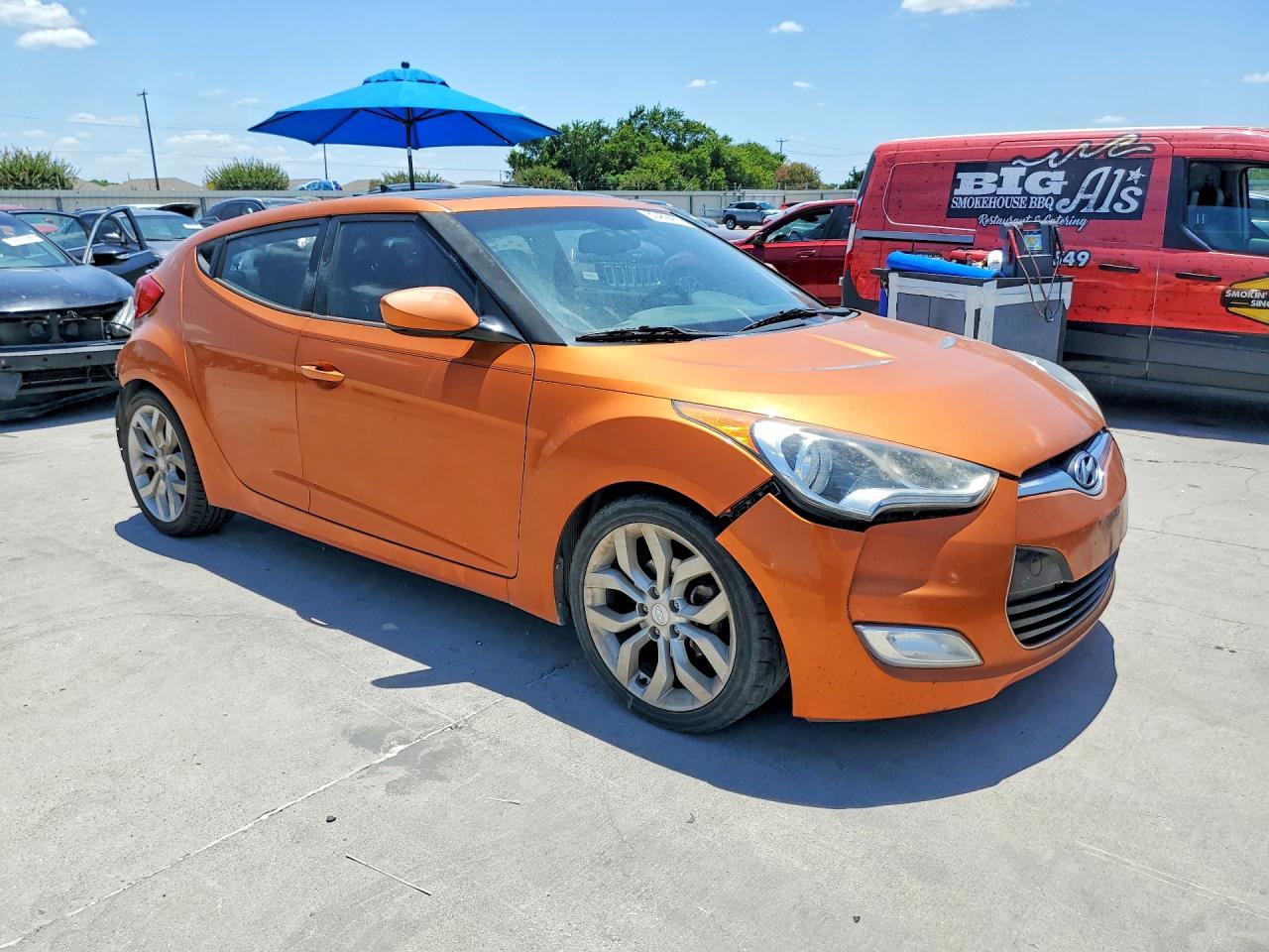 2013 Hyundai Veloster Base - zdjęcie 4