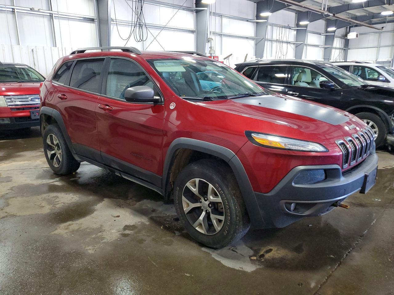 2016 Jeep Cherokee Trailhawk - zdjęcie 4