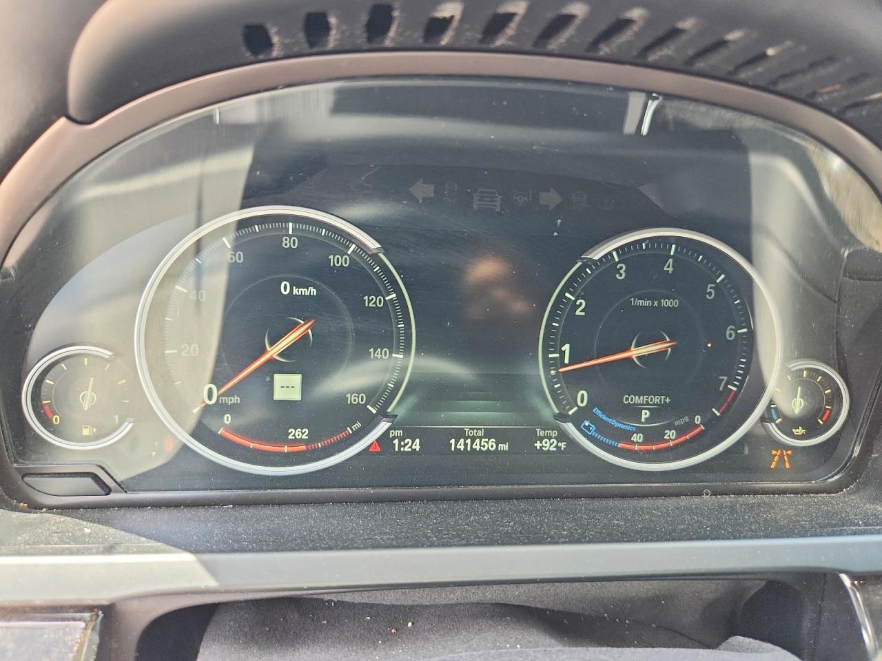 2014 BMW 750 Li - zdjęcie 9