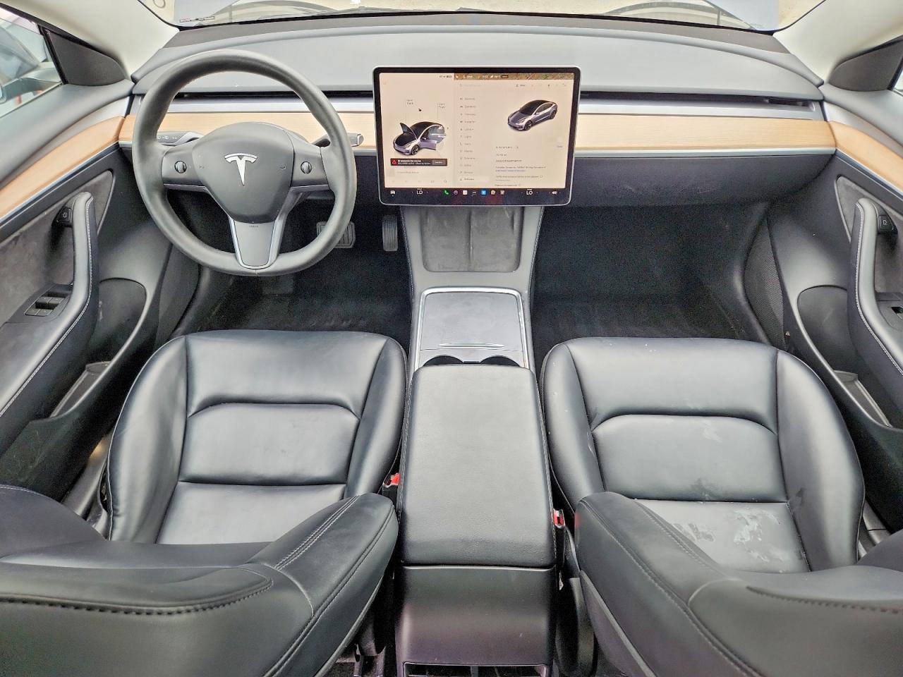 2023 Tesla Model 3 - zdjęcie 8