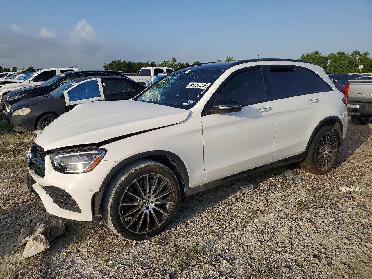 2022 Mercedes-Benz GLC