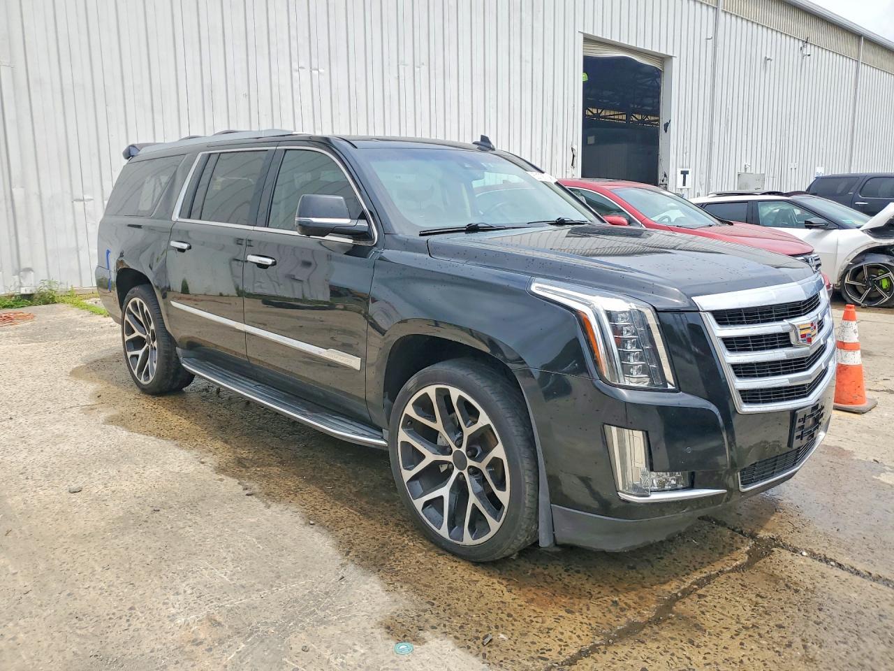 2016 Cadillac Escalade Esv Luxury - zdjęcie 4