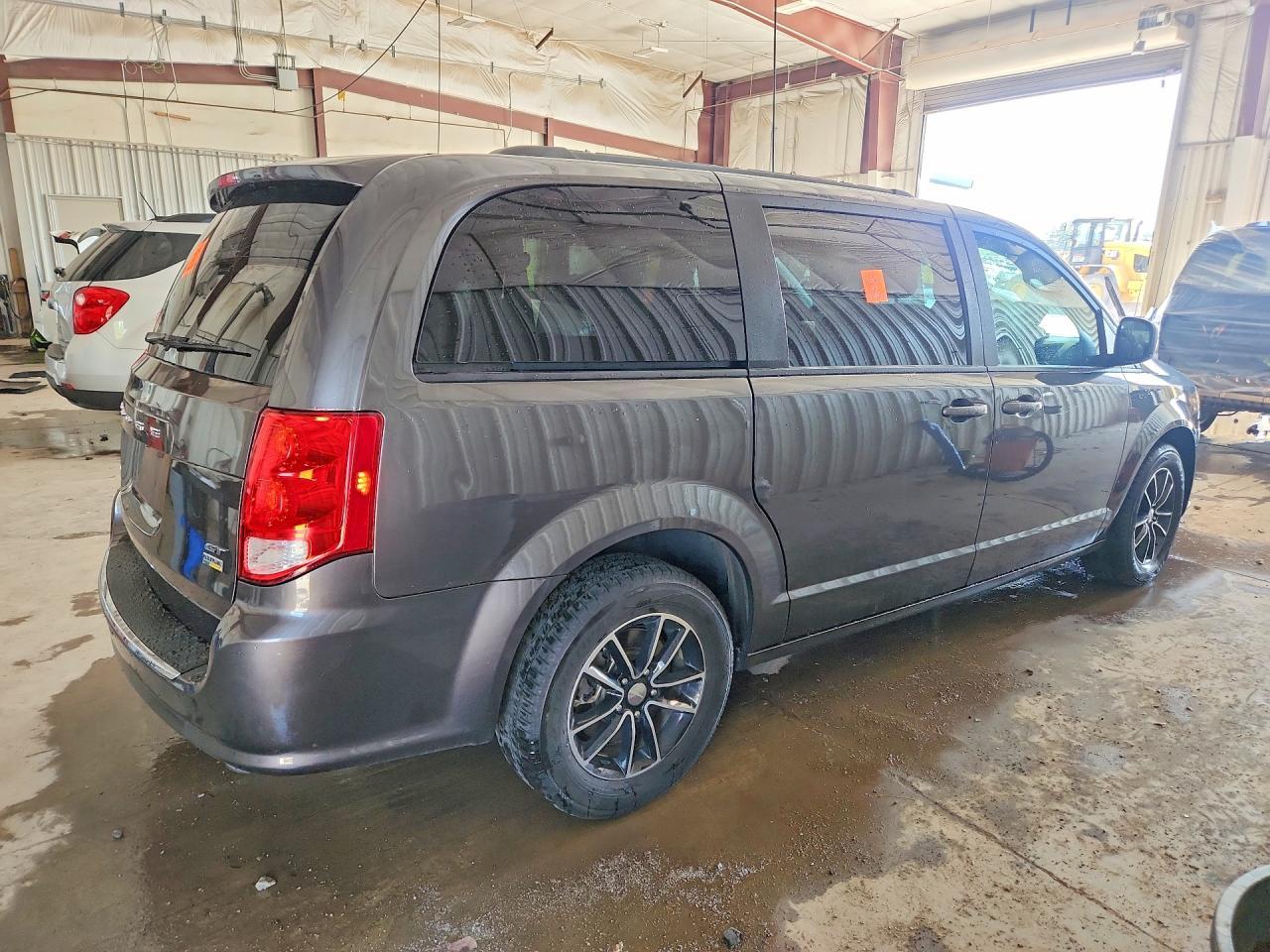 2018 Dodge Grand Caravan Gt - zdjęcie 3