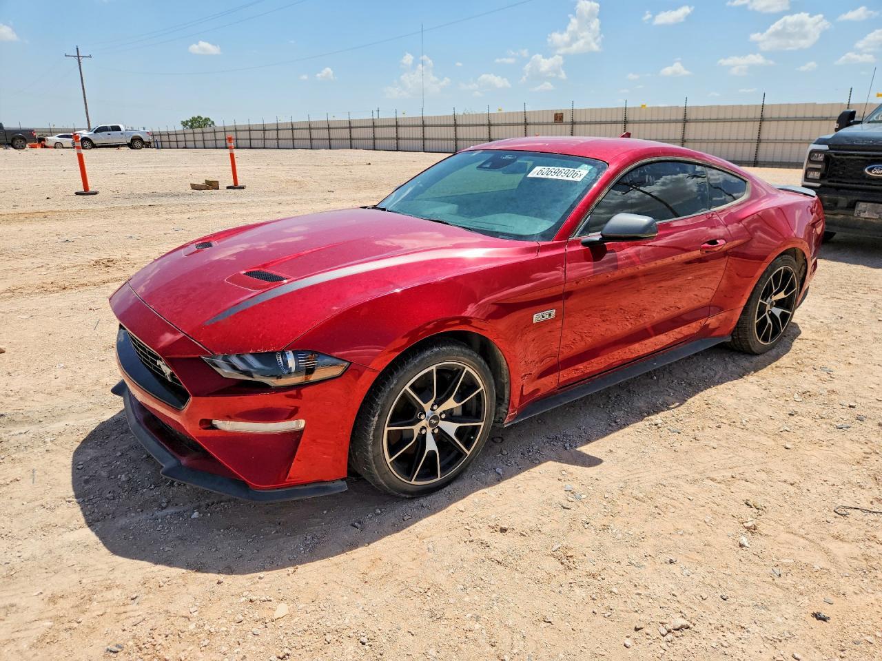 2021 Ford Mustang - zdjęcie główne