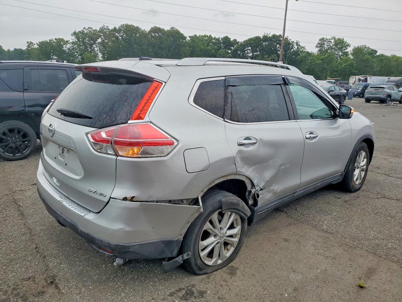 2015 Nissan Rogue Sv - zdjęcie 3