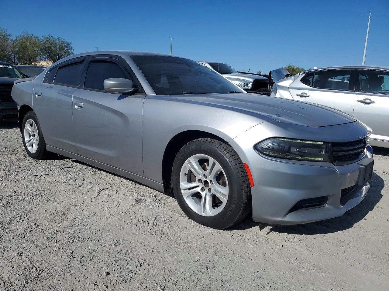 Dodge Charger - zdjęcie 4