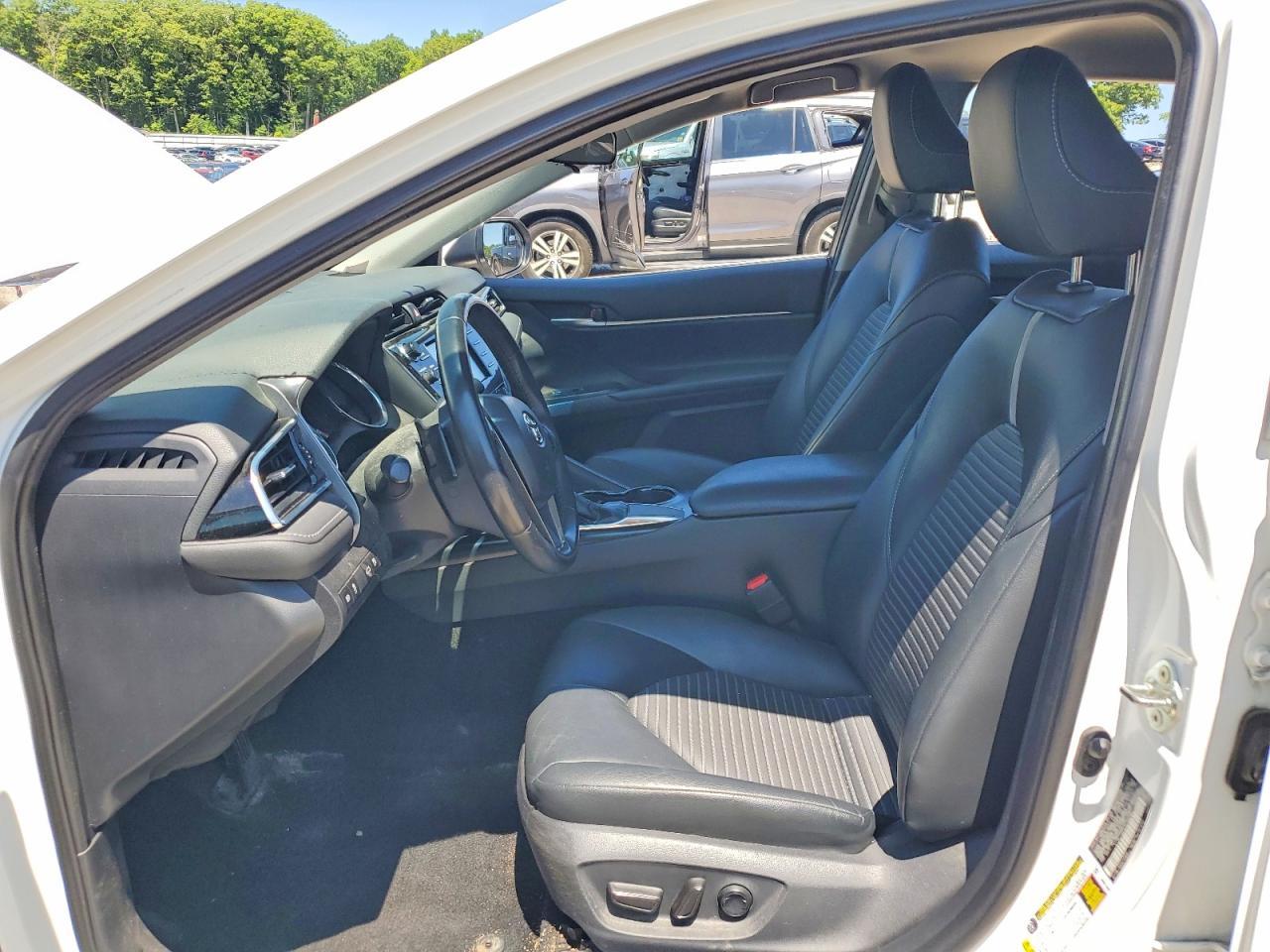 2018 Toyota Camry Se - zdjęcie 7