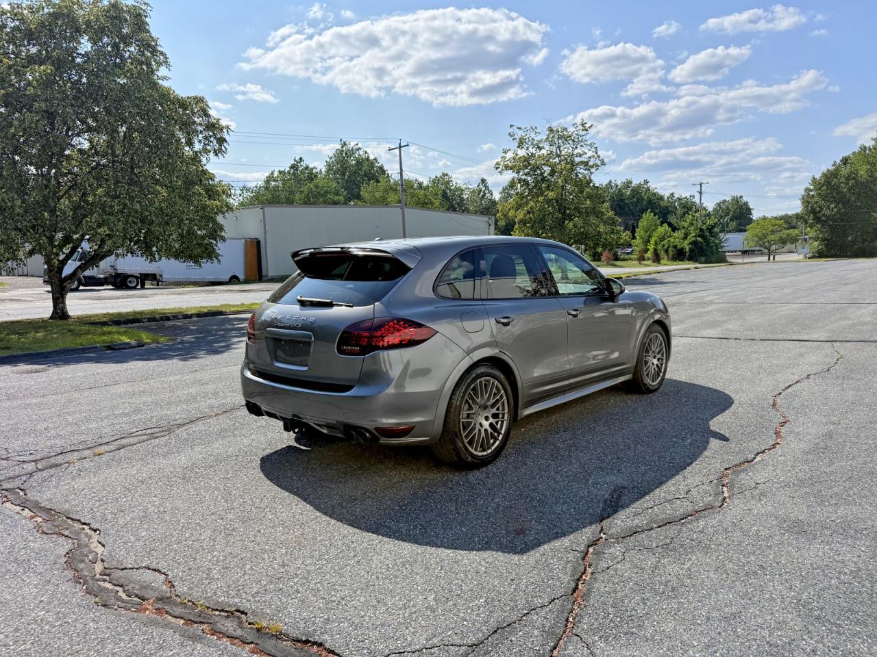 2013 Porsche Cayenne Gts - zdjęcie 4