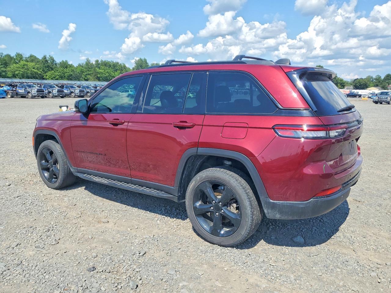 2023 Jeep Grand Cherokee Limited - zdjęcie 2