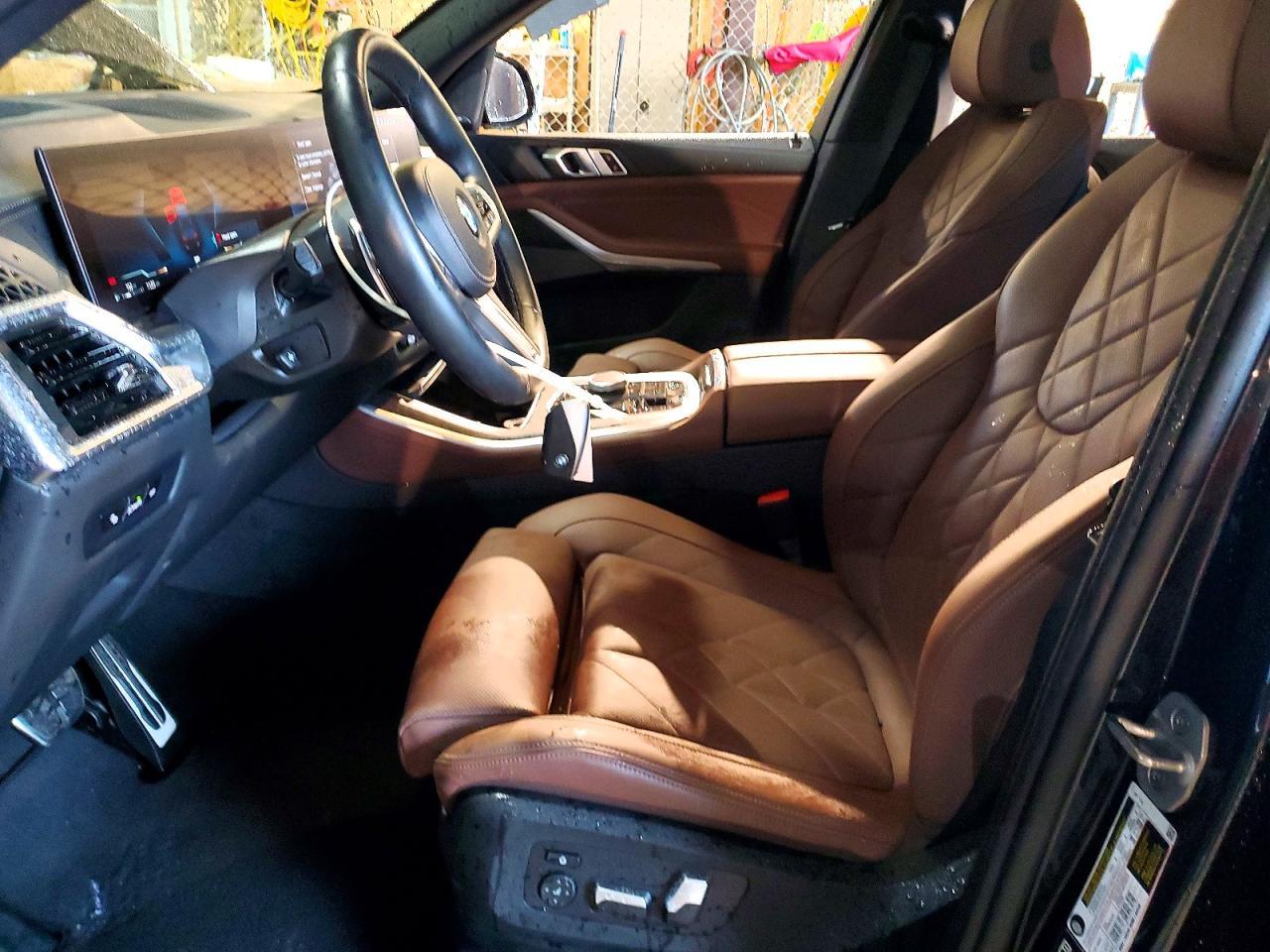 2025 BMW X5 xDrive40I - zdjęcie 7