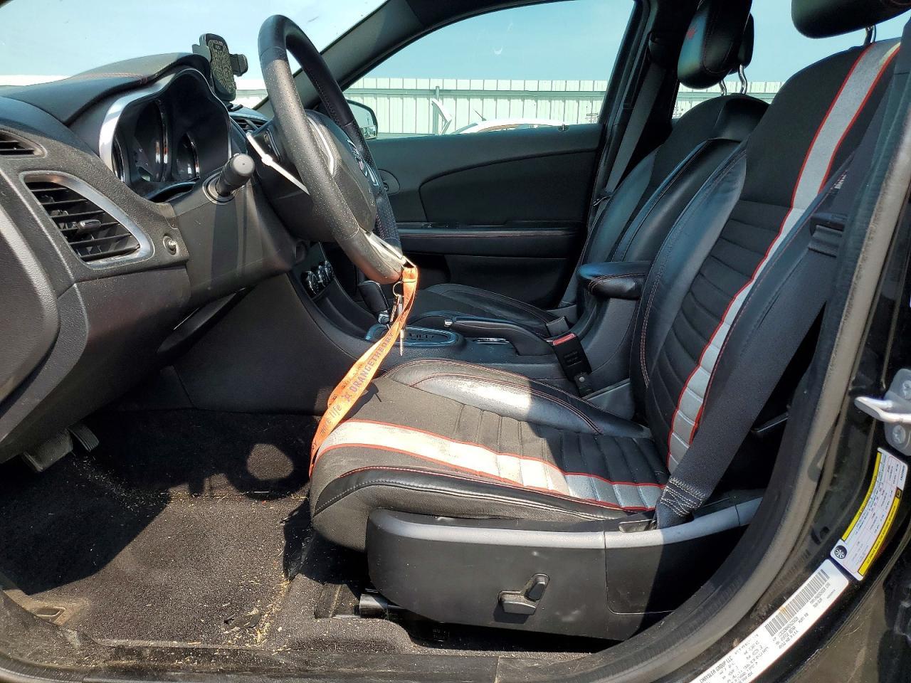 2014 Dodge Avenger R/T - zdjęcie 7