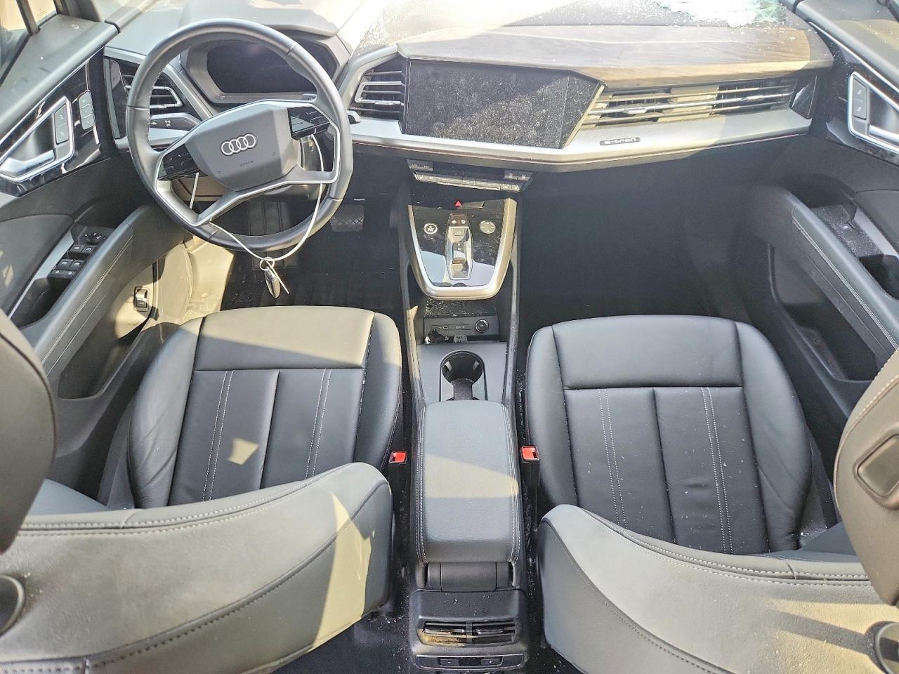 2022 Audi Q4 E-Tron Premium Plus - zdjęcie 8