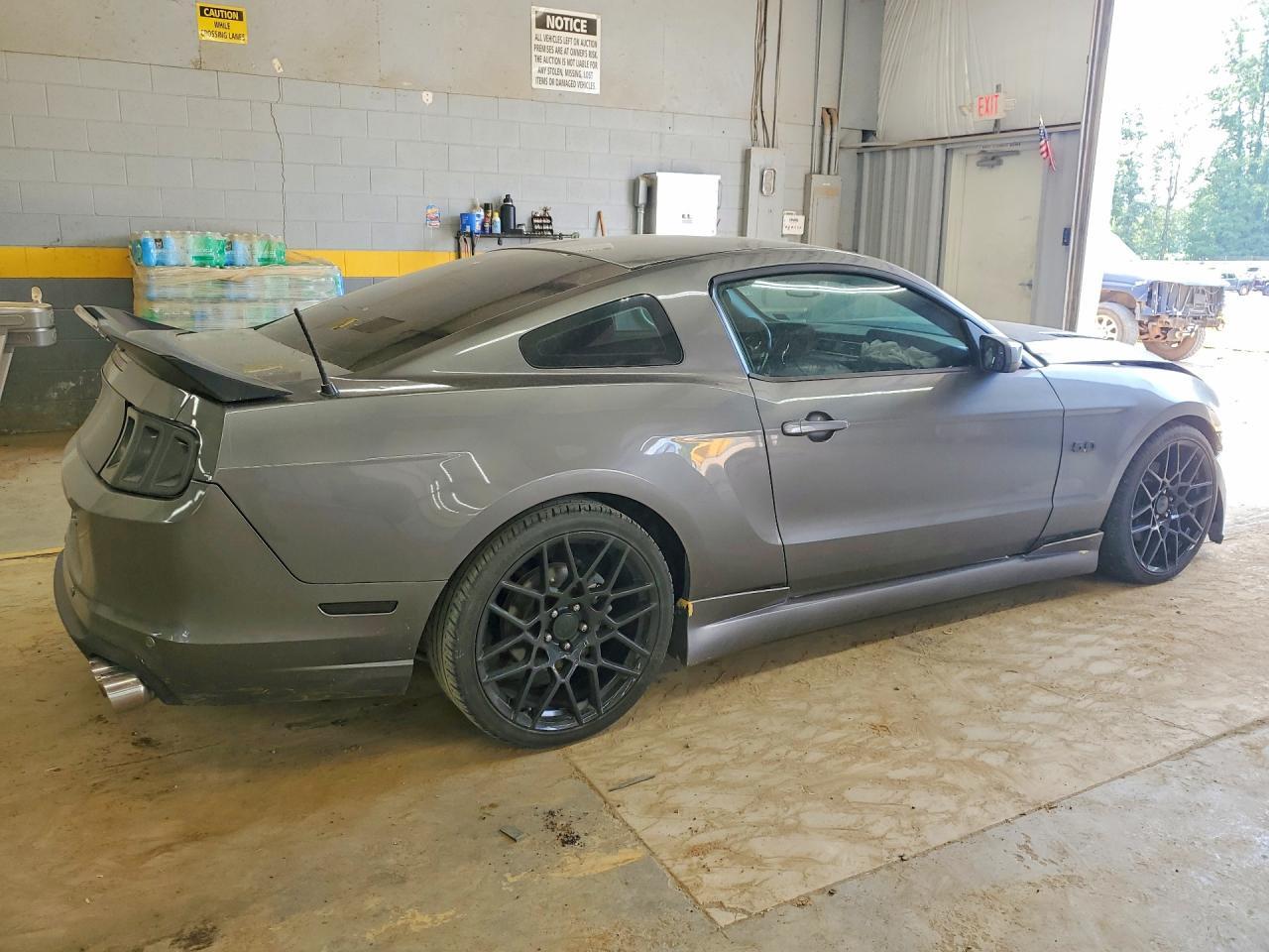 2013 Ford Mustang Gt - zdjęcie 3