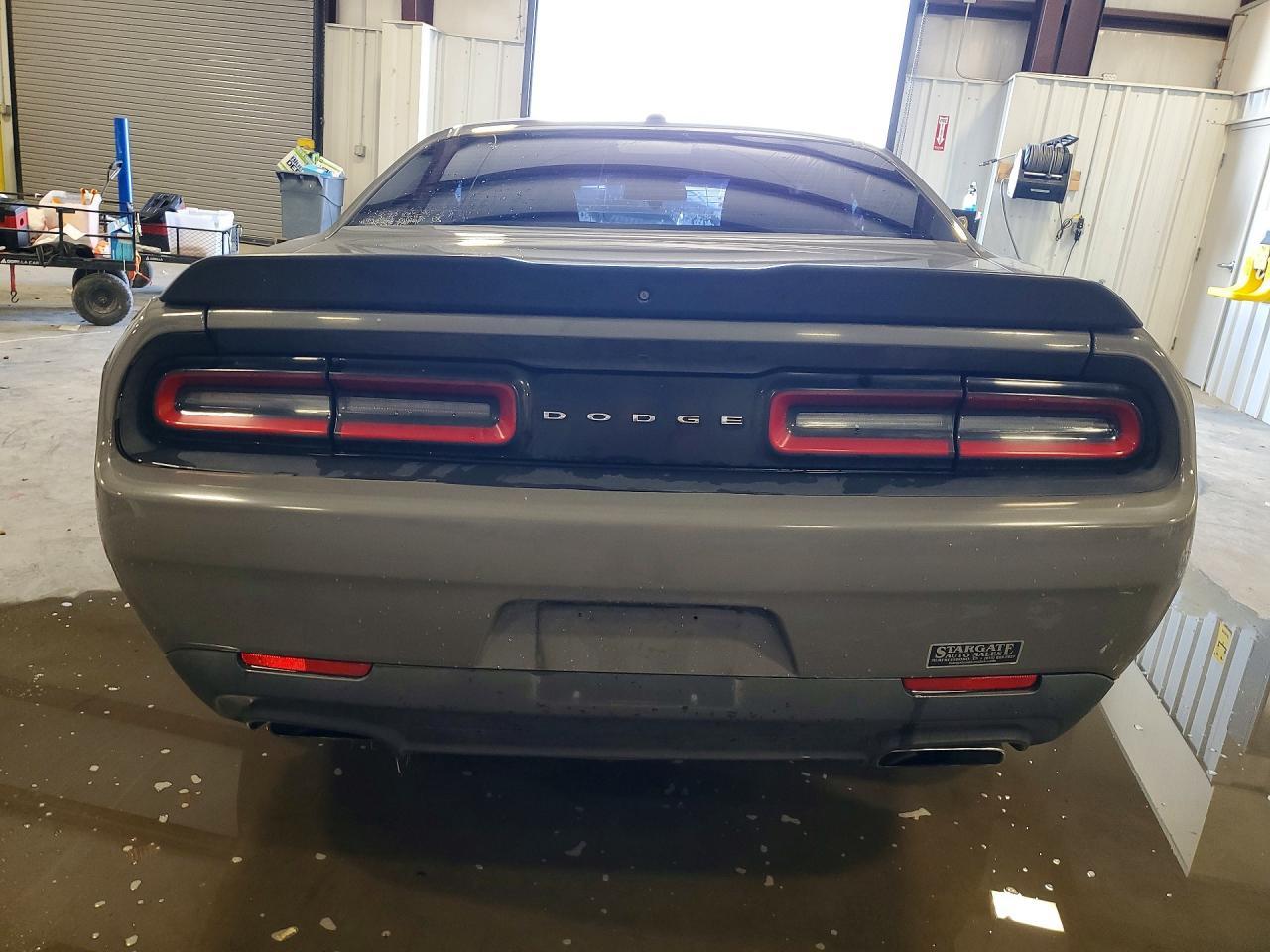 2018 Dodge Challenger R/T - zdjęcie 6