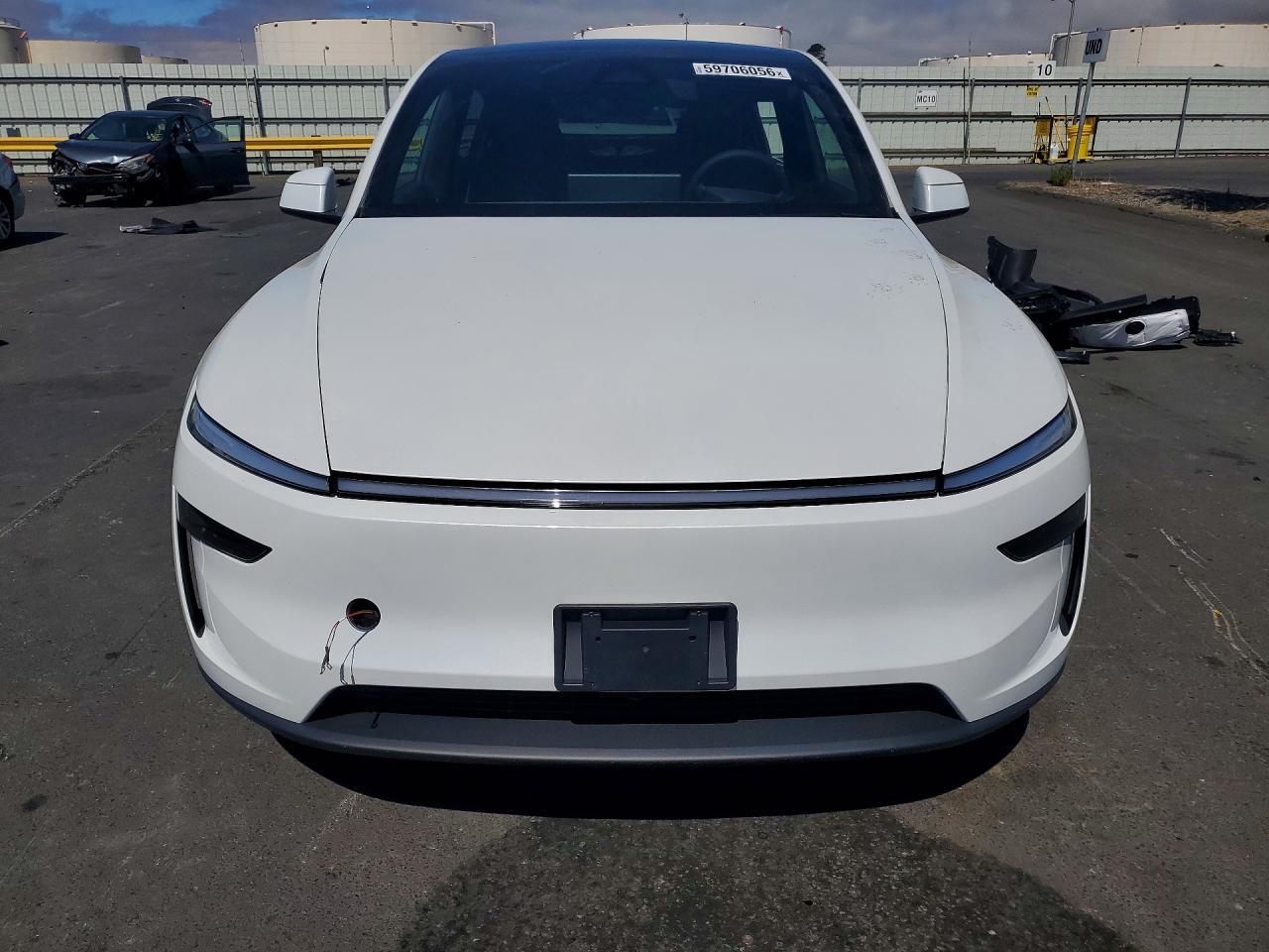 2026 Tesla Model Y - zdjęcie 5