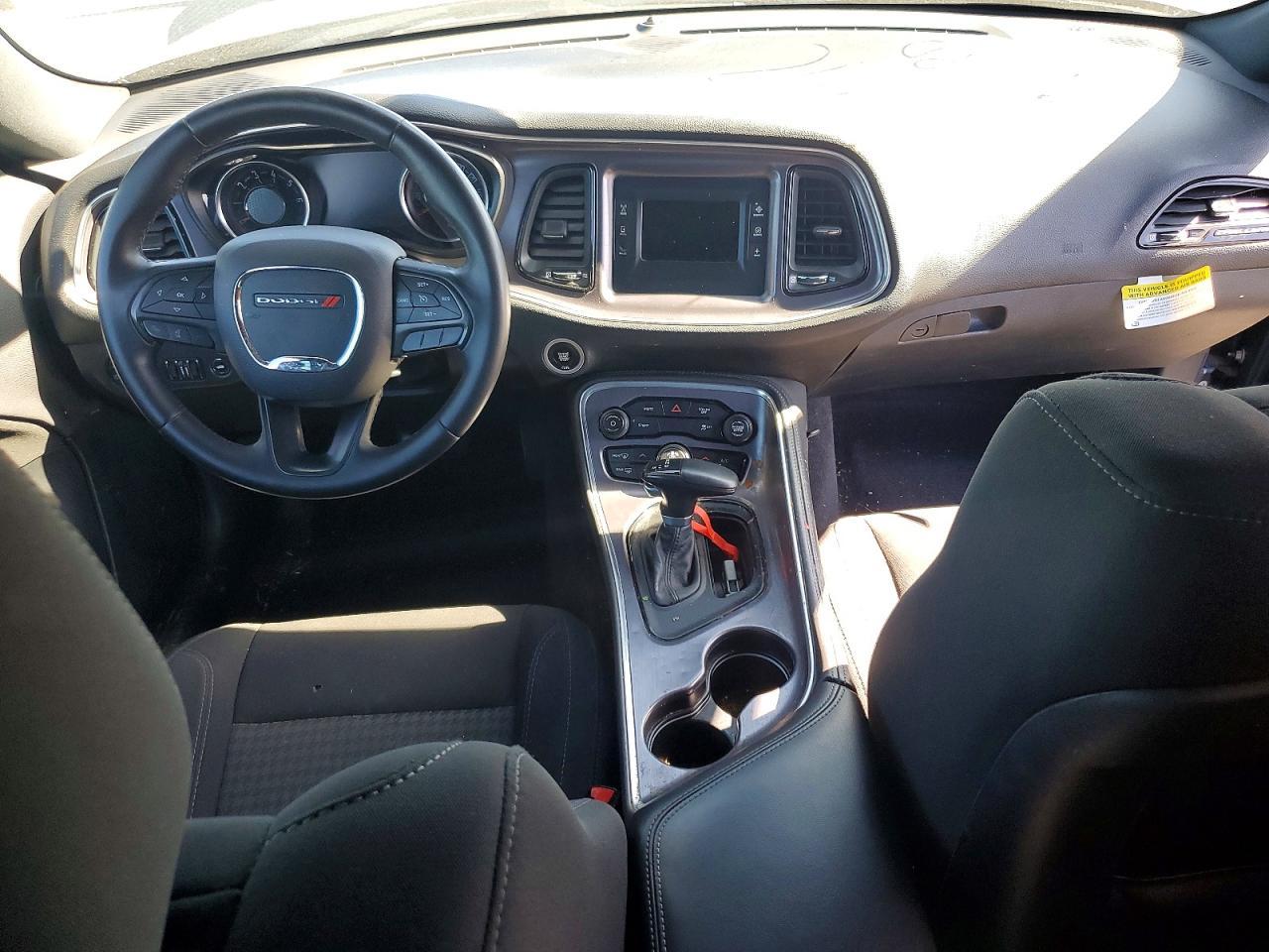 2017 Dodge Challenger Sxt - zdjęcie 8