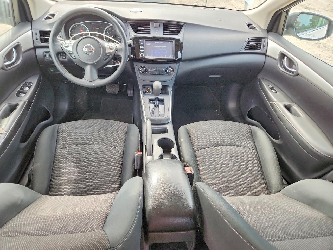 2019 Nissan Sentra S - zdjęcie 8