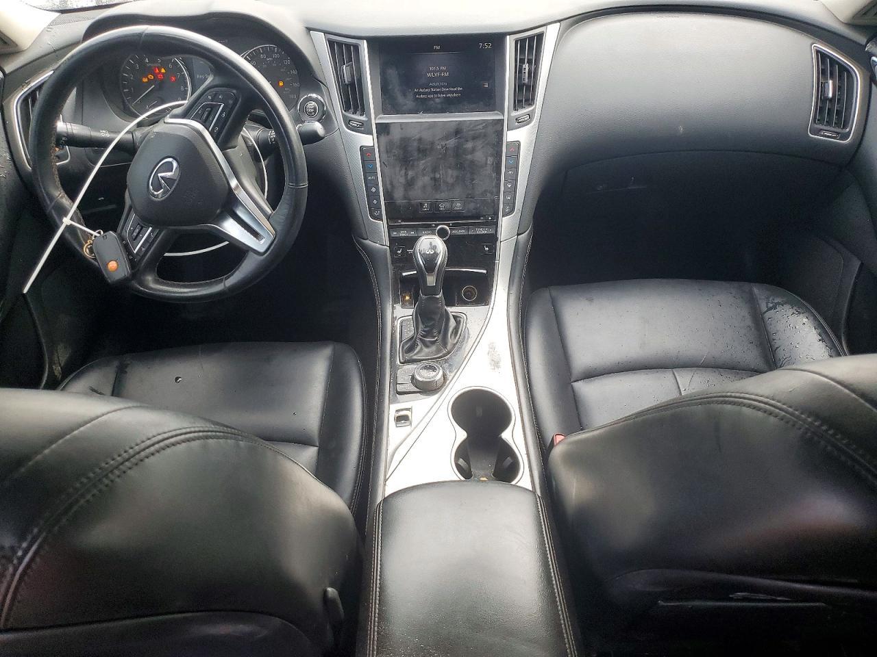 2021 Infiniti Q50 Luxe - zdjęcie 8