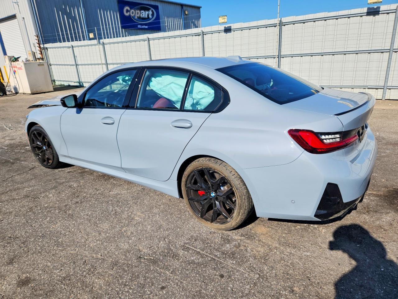 BMW Seria 3 - zdjęcie 2
