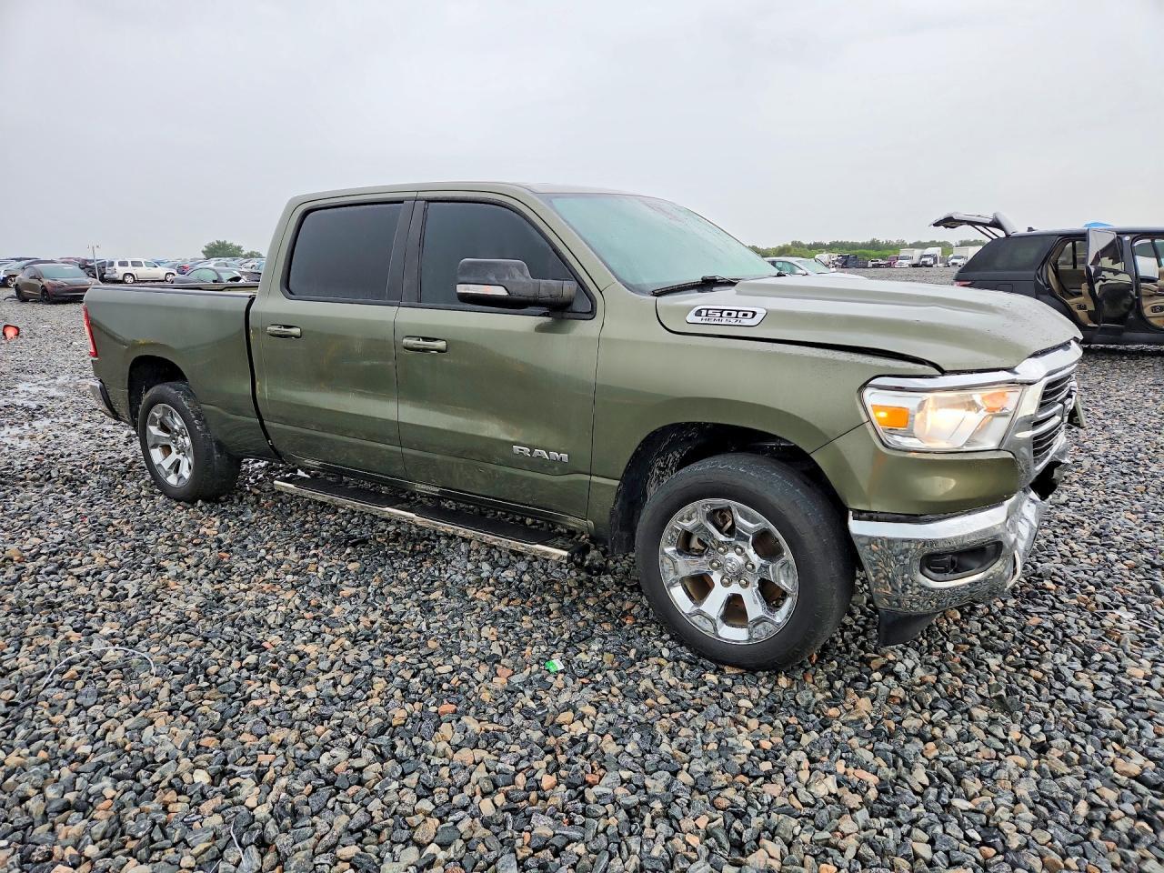 2021 Ram 1500 - zdjęcie 4