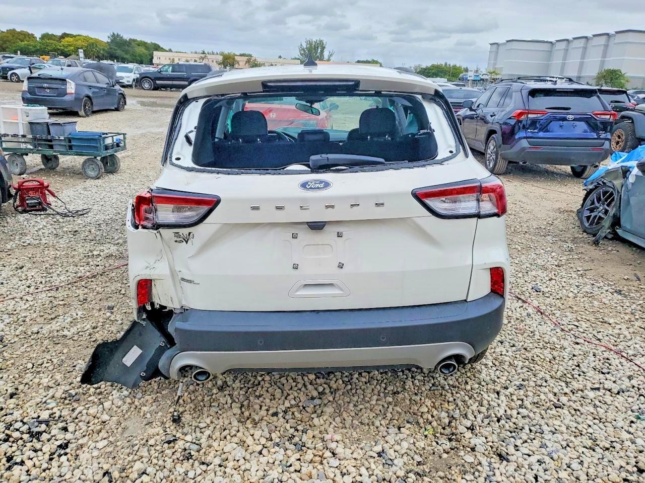 2022 Ford Escape Sel - zdjęcie 6