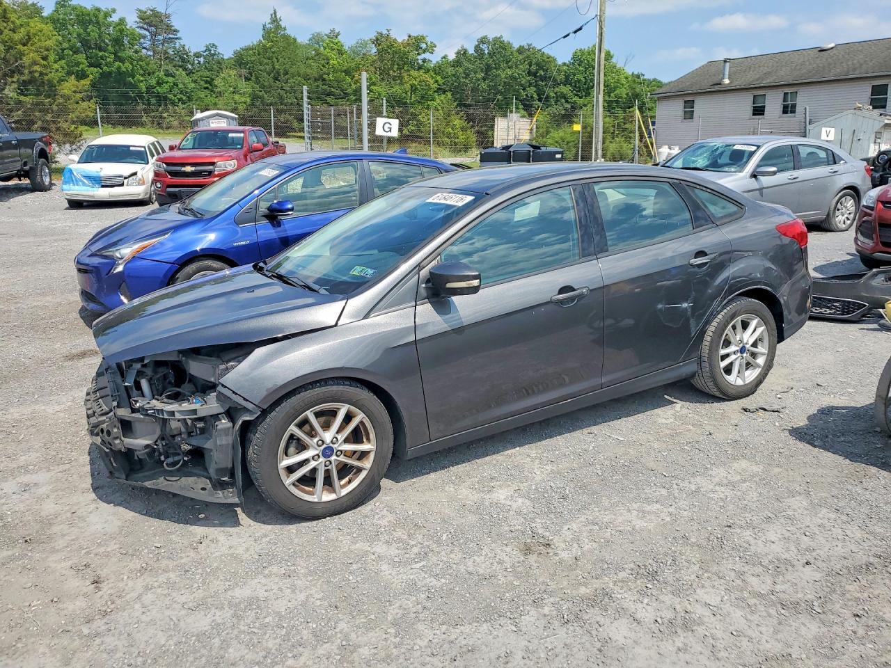 2016 Ford Focus Se - zdjęcie główne