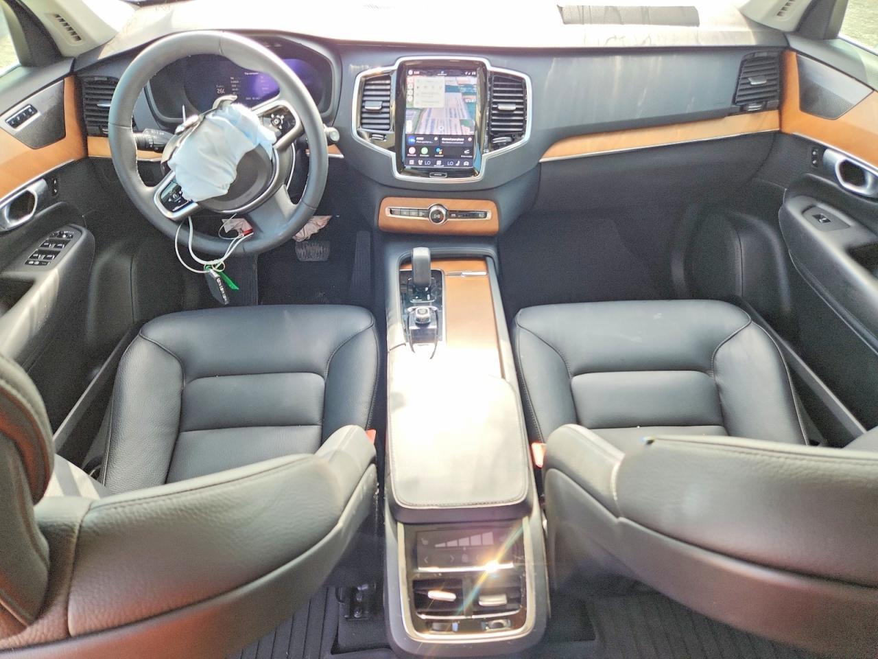 2024 Volvo Xc90 Plus - zdjęcie 8