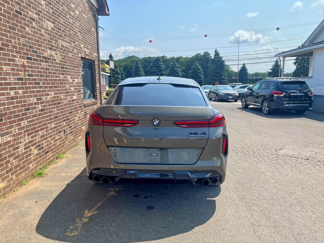2022 BMW X6 M - zdjęcie 8