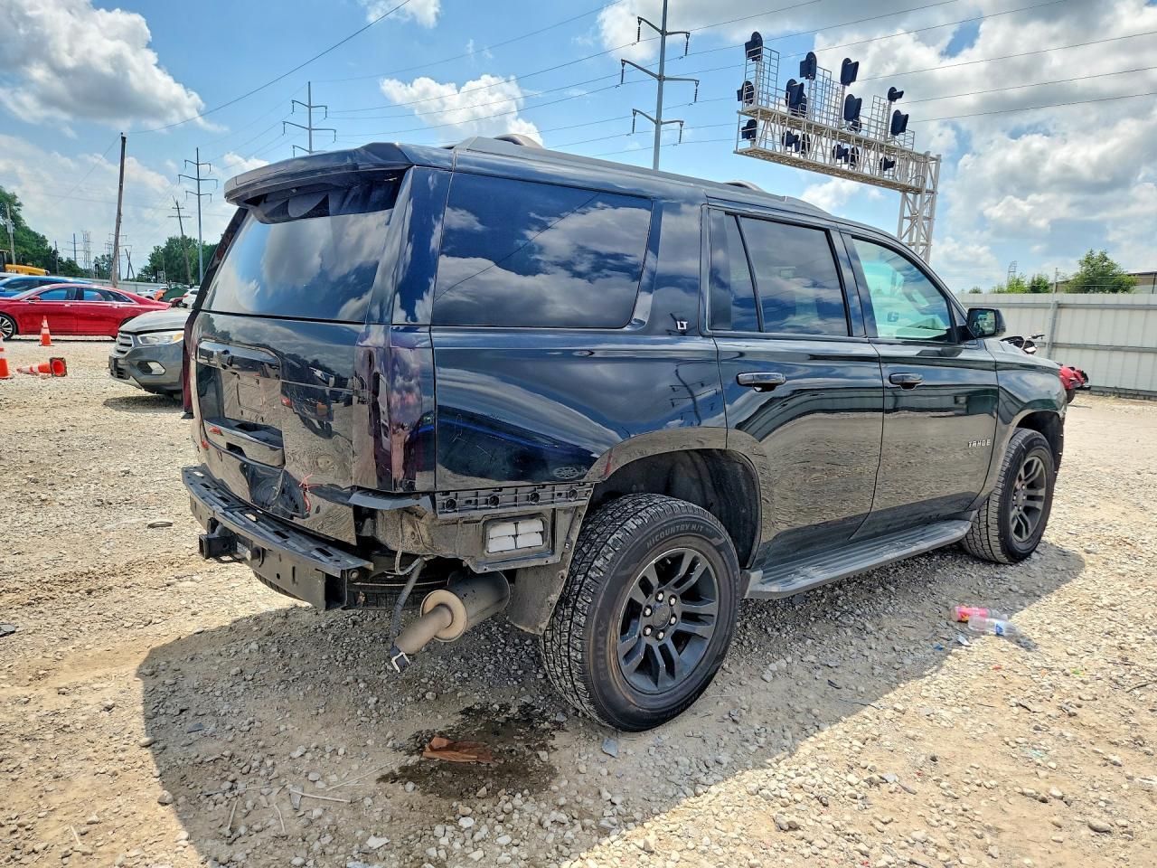2017 Chevrolet Tahoe C1500 Lt - zdjęcie 3