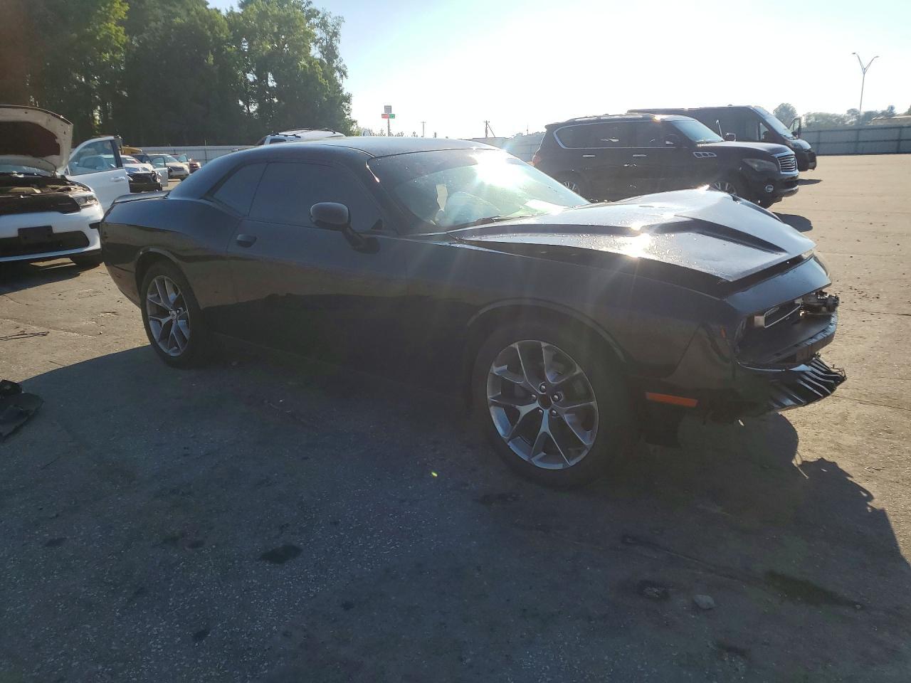 2019 Dodge Challenger Sxt - zdjęcie 4