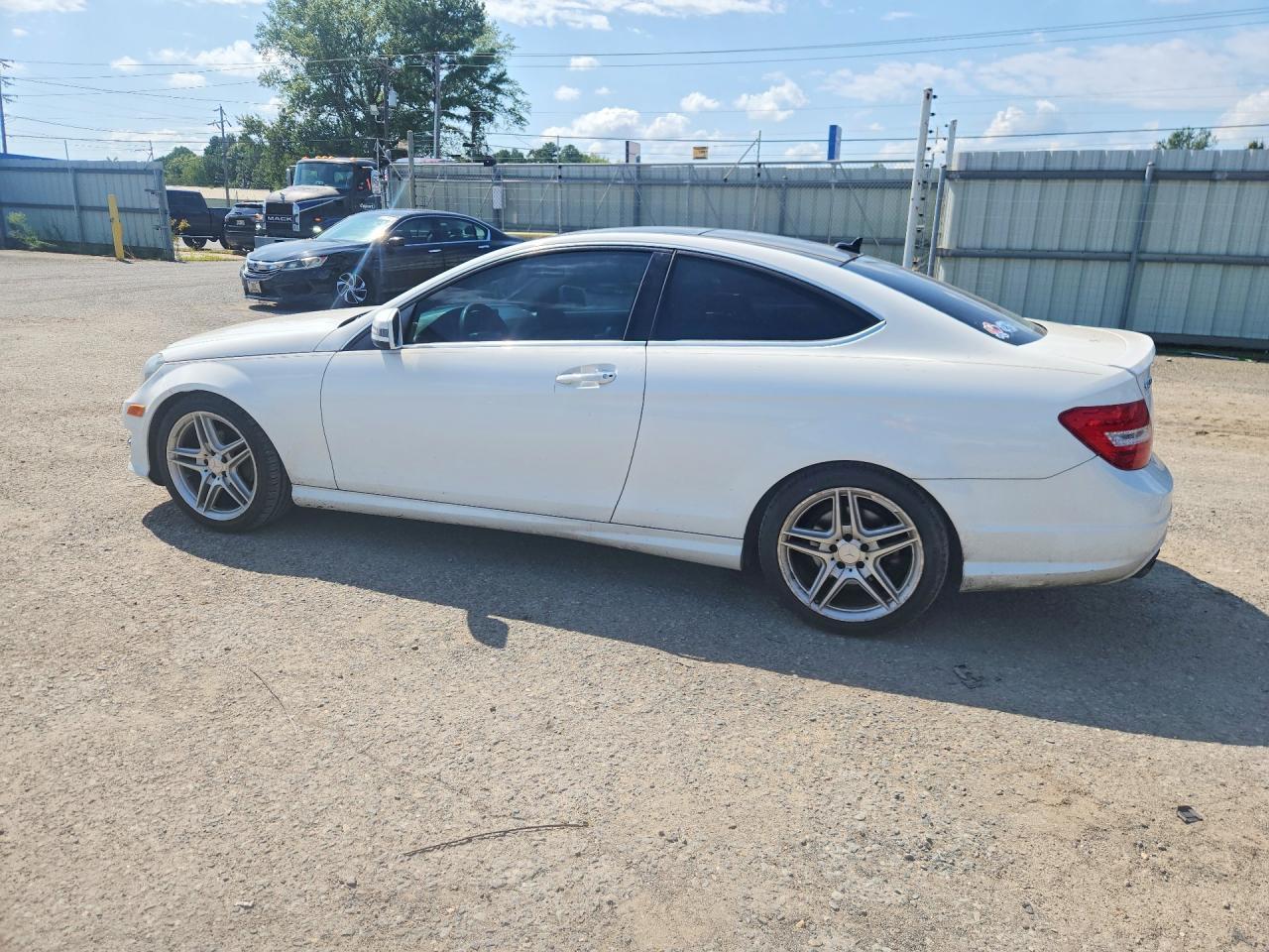2013 Mercedes-Benz C 250 - zdjęcie 2
