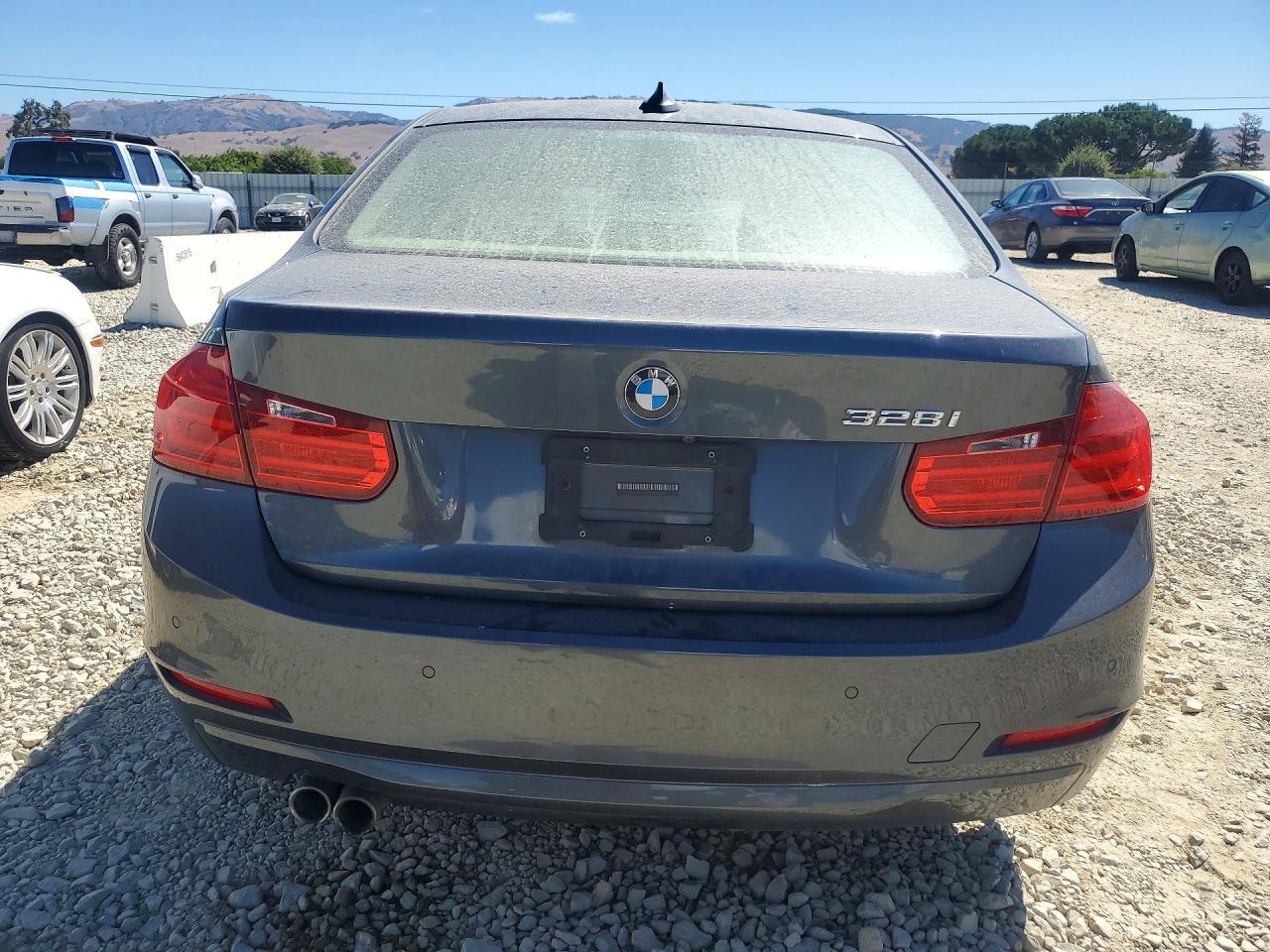 2015 BMW 328 I - zdjęcie 6