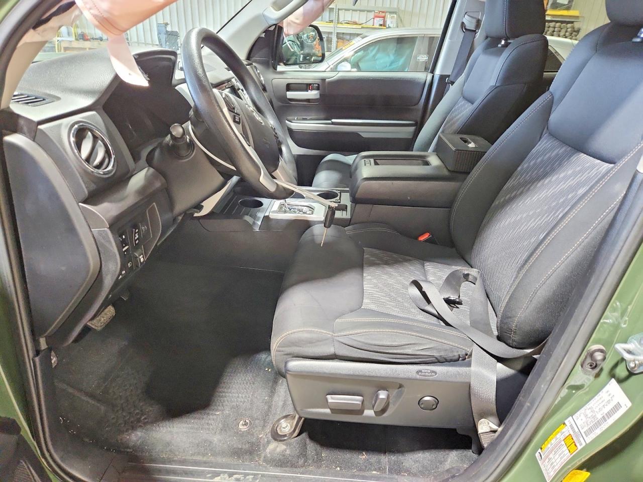 2021 Toyota Tundra Sr5 - zdjęcie 7
