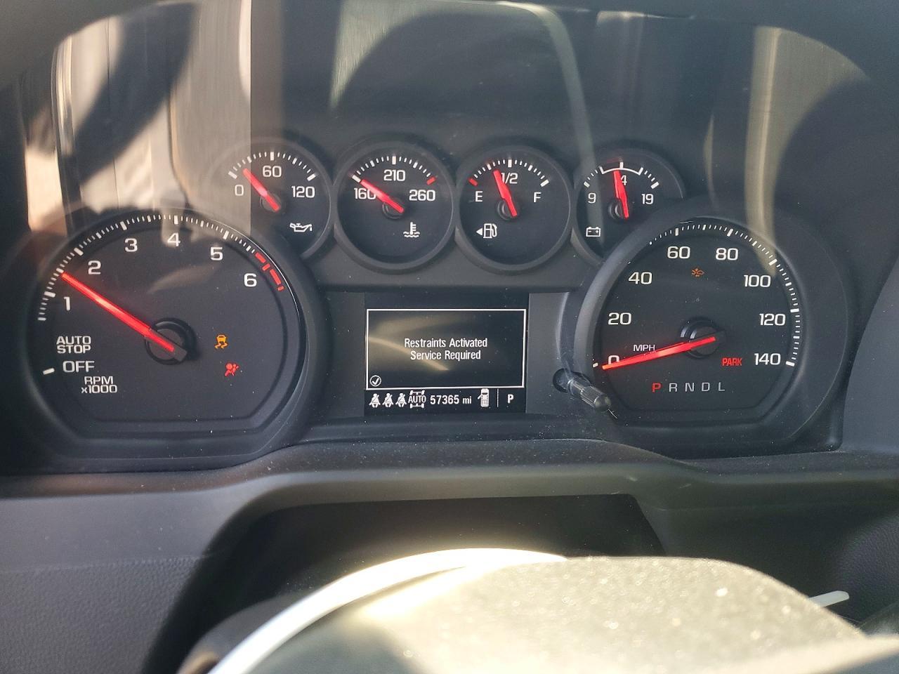 2025 GMC Sierra K1500 - zdjęcie 9