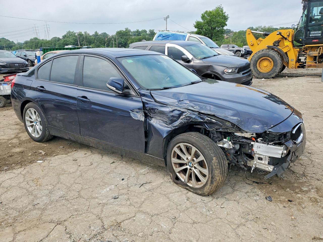 2017 BMW 320 I - zdjęcie 4