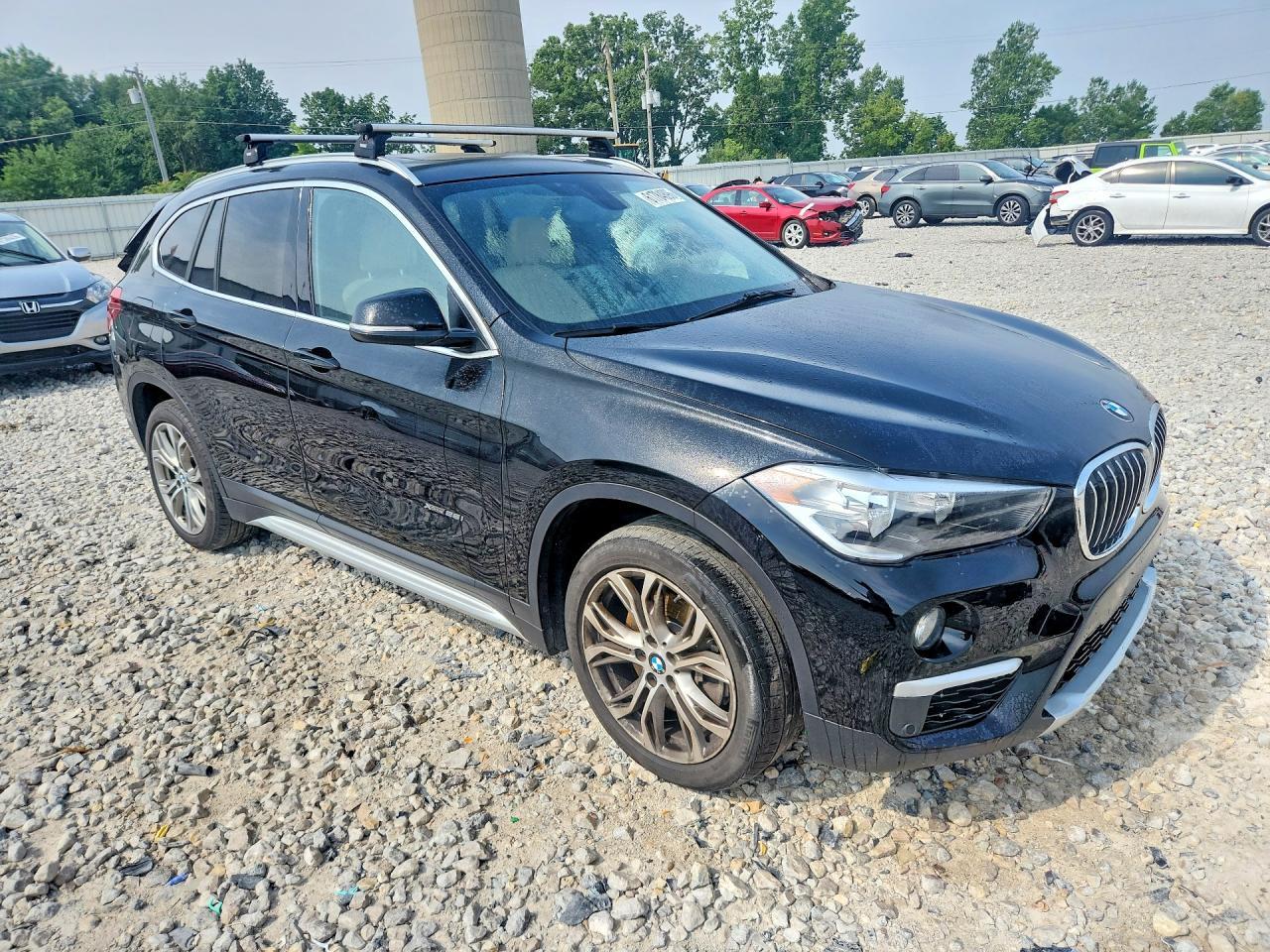 2017 BMW X1 xDrive28I - zdjęcie 4
