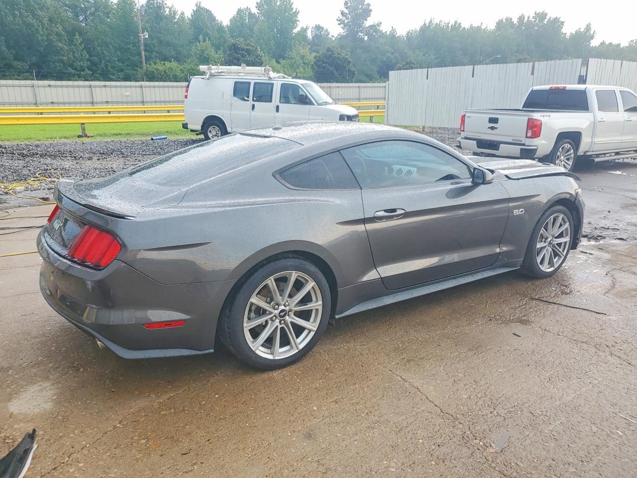 2017 Ford Mustang Gt - zdjęcie 3