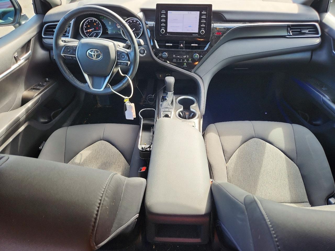 2023 Toyota Camry Le - zdjęcie 8