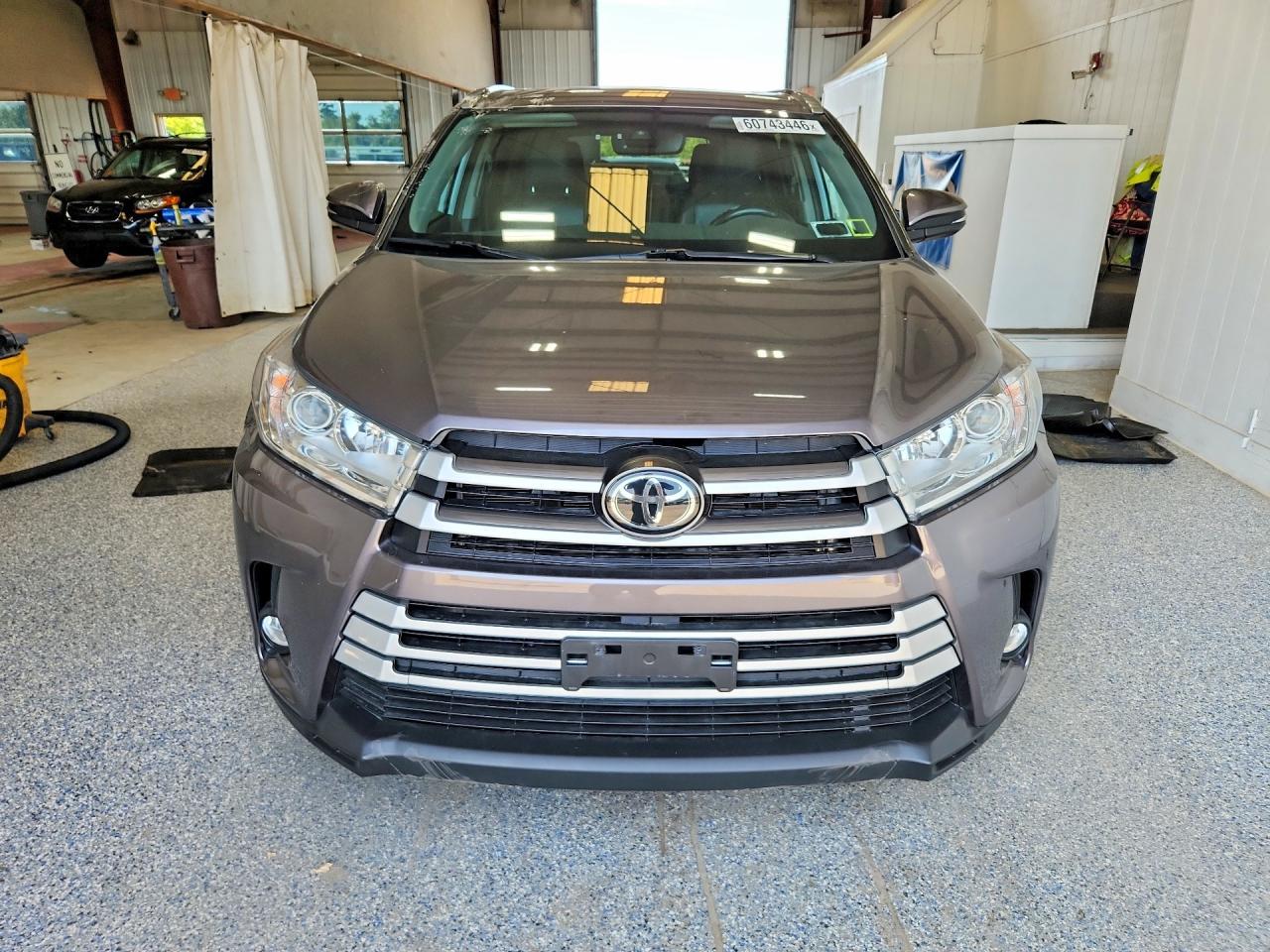 2019 Toyota Highlander Xle - zdjęcie 5