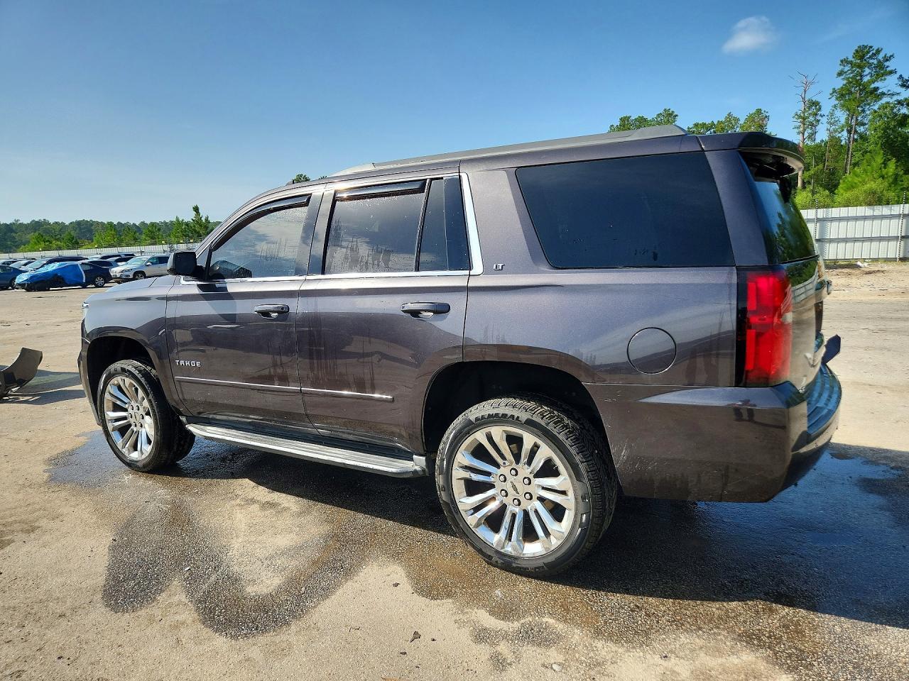 2015 Chevrolet Tahoe C1500 Lt - zdjęcie 2