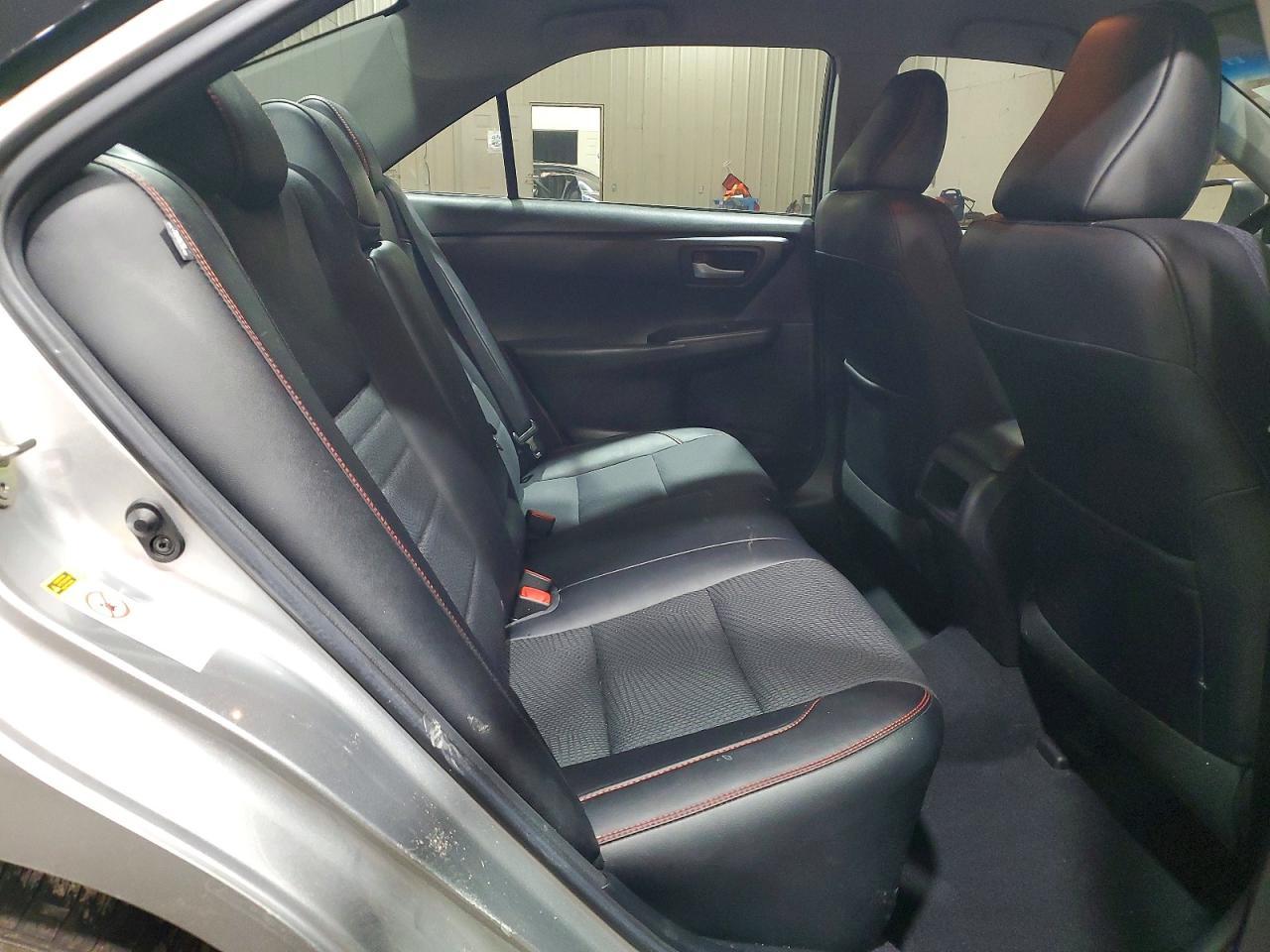 2017 Toyota Camry Se - zdjęcie 10